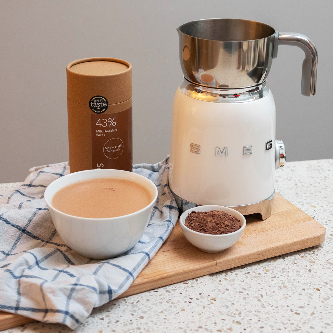 Smeg milk frother and hot chocolate maker