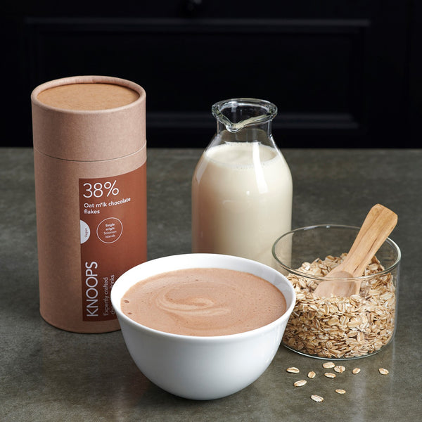 38% oat m*lk chocolate flakes 
